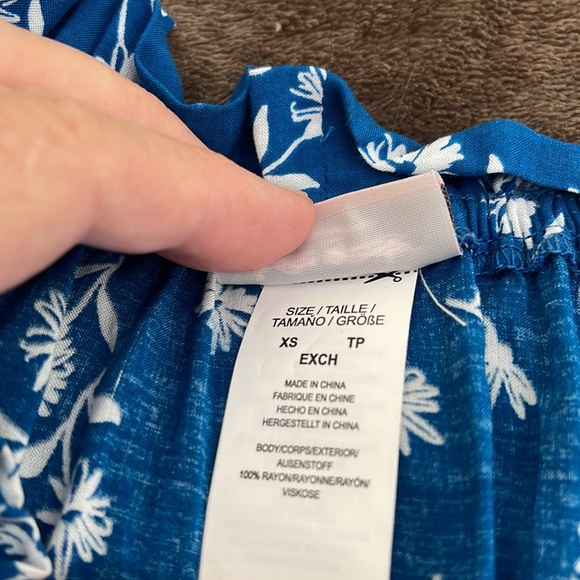 💋SALE💋Kate Spade Blue Macaw Romper, Floral off the Shoulder, Size XS fits M. - Picture 5 of 6